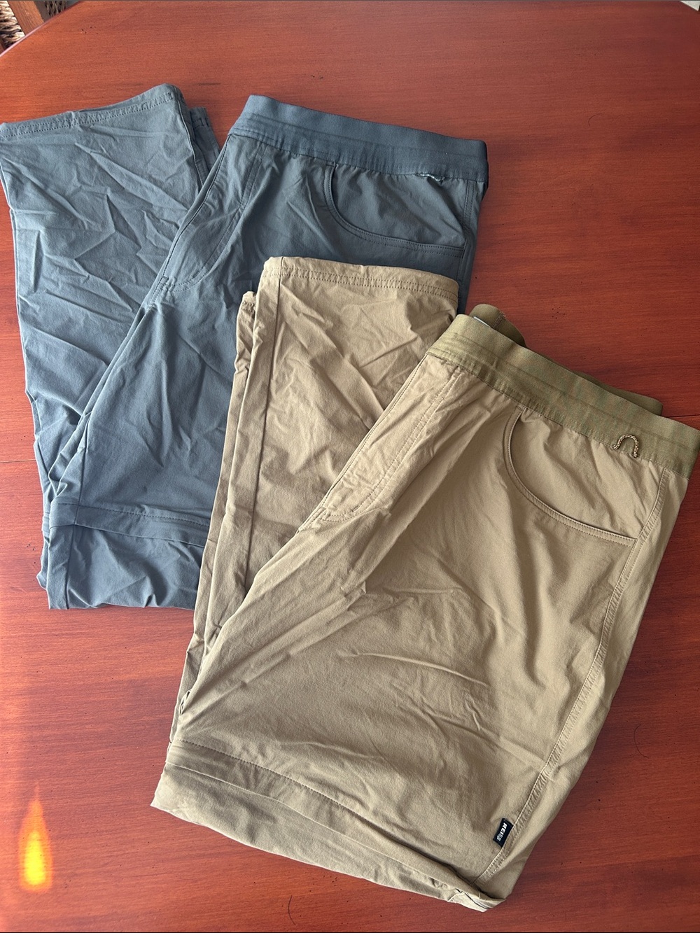 2 pairs of REI CO-OP Men's Sahara Stretch Convertible Pants - XL